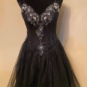 Basix II Black elegant dress